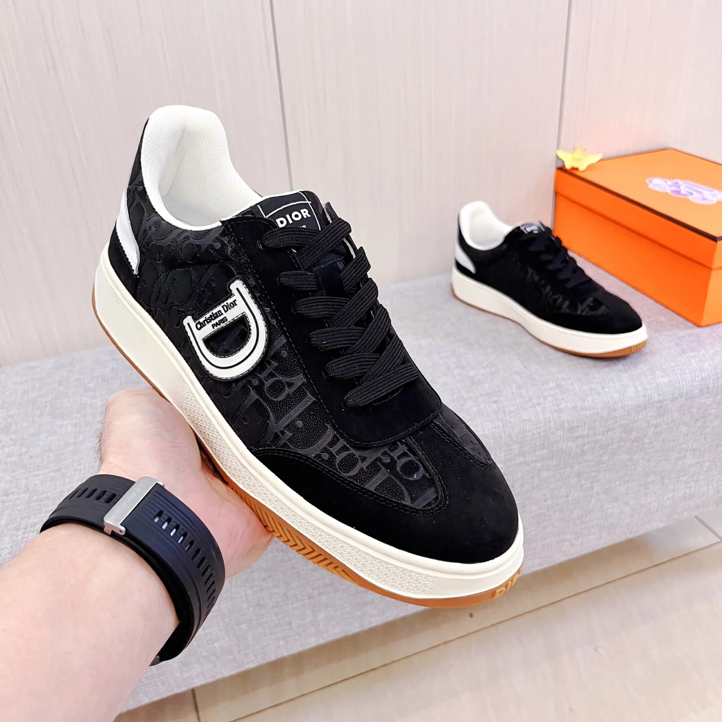 🚘🚘Factory batch 400💰[Dior]🔥Men's high-end brand of shoes official website 1:1 latest masterpiece: the upper is made of first-layer cowhide imported from Italy with a comfortable and breathable lining➕original non-slip and wear-resistant outsole🔥, making walking more convenient and comfortable! An exclusive new model, a stunning work, a beautiful 1:1 replica [color] compared to the official quality! Create a fashionable personality to set off your uniqueness! A must-have for trendy men! Classic🔥Size: 38-44 Color: 🔥Multiple colors available🔥.